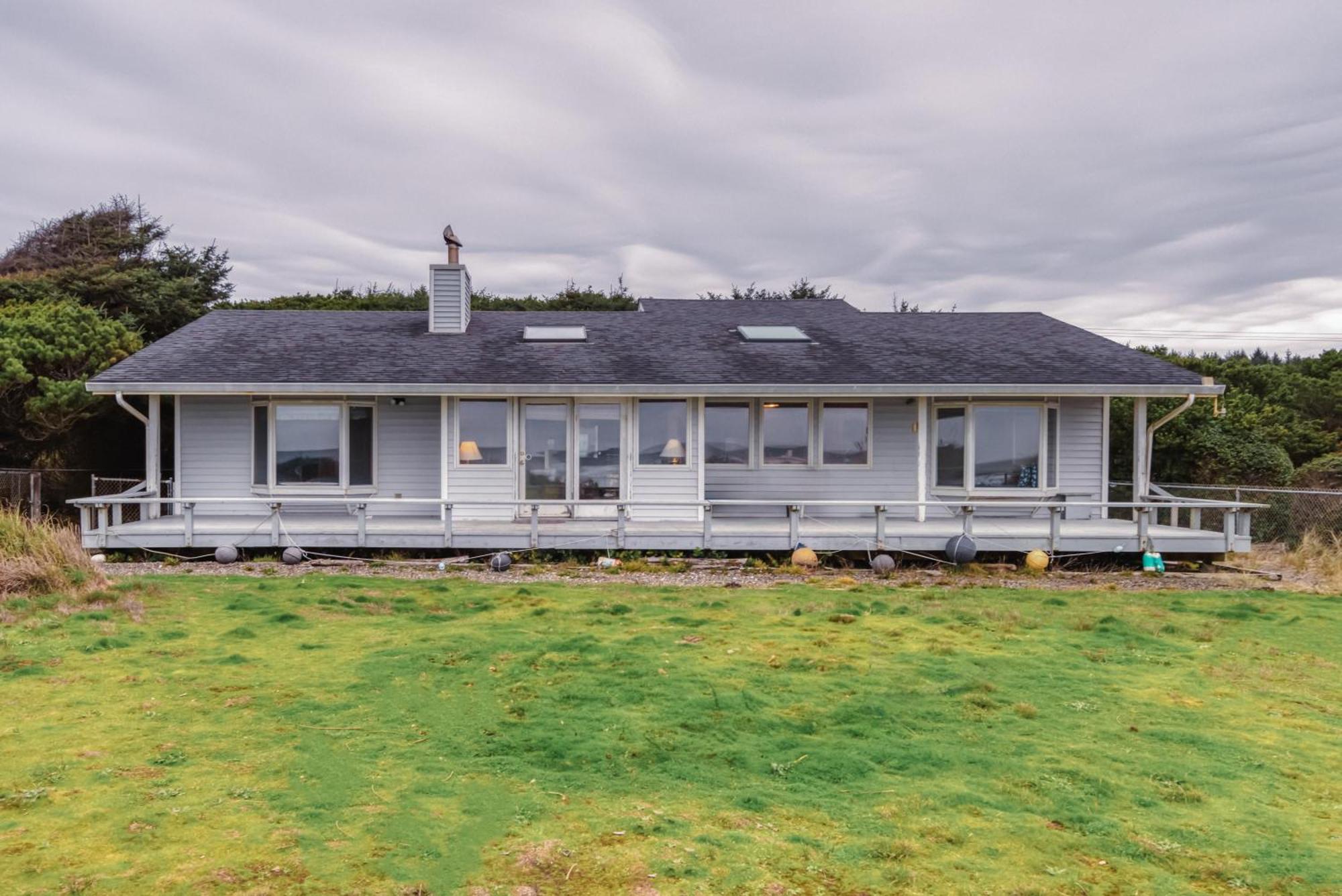 Pacific Rest Villa Waldport Exterior photo