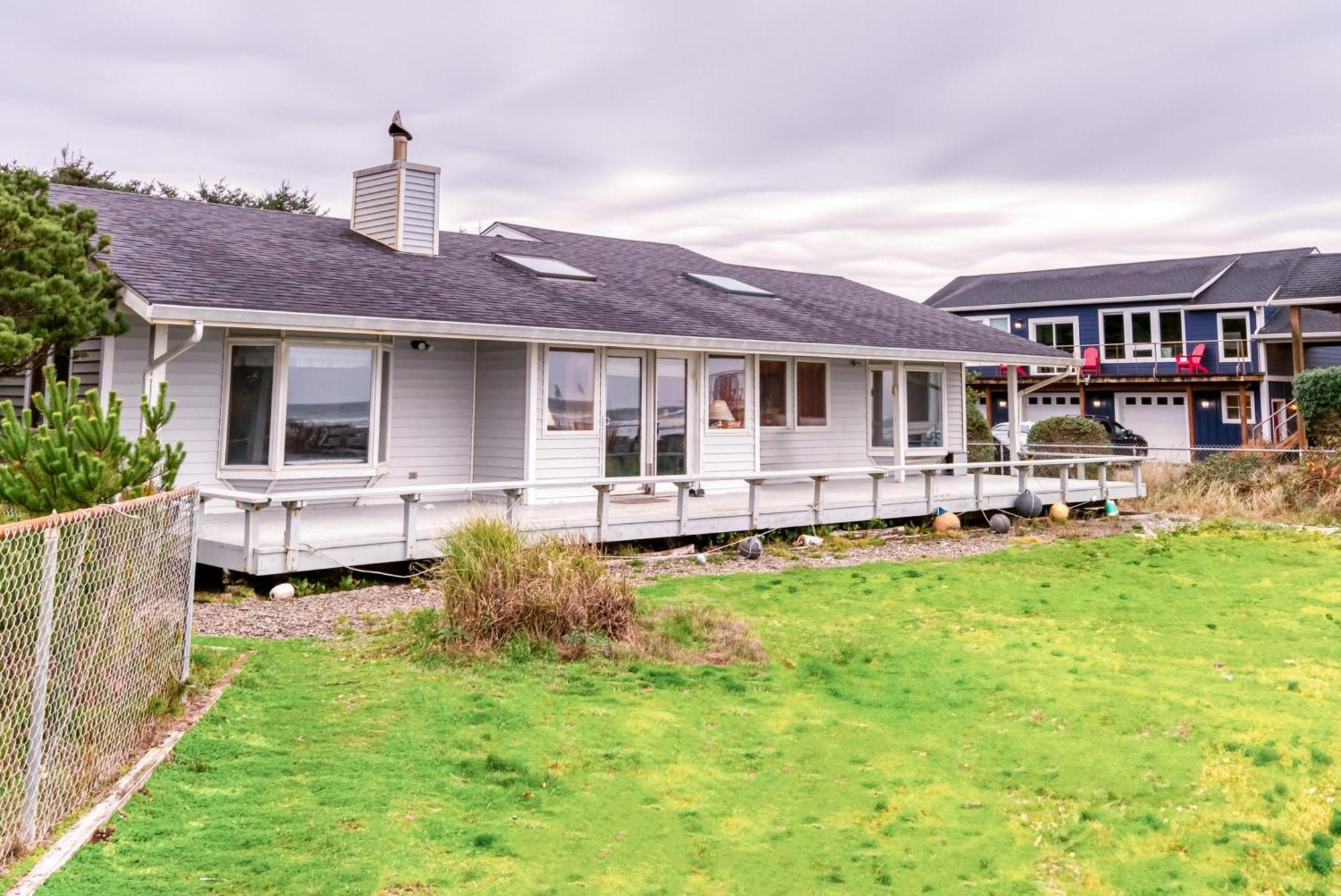 Pacific Rest Villa Waldport Exterior photo